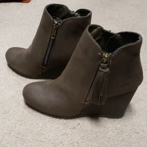 Ankle boots